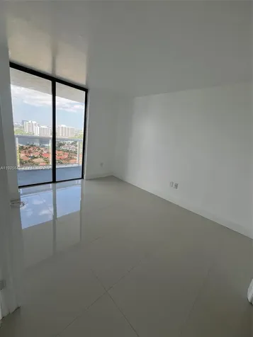 20505 E Country Club Drive Aventura FL 33180