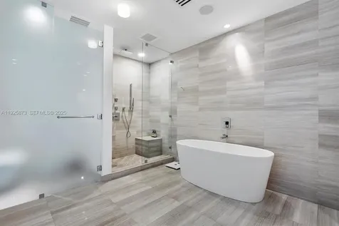 3250 NE 188th Street Aventura FL 33180