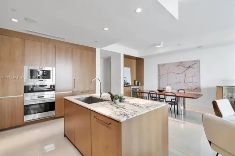3250 NE 188th Street Aventura FL 33180