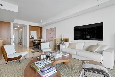 3250 NE 188th Street Aventura FL 33180