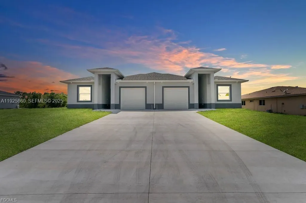 4648/4650 Leonard Boulevard S Lehigh Acres FL 33973