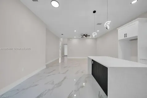 4648/4650 Leonard Boulevard S Lehigh Acres FL 33973