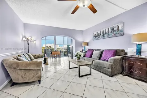 3850 Washington Street Hollywood FL 33021