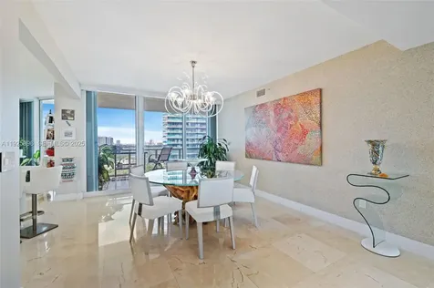 19333 E Collins Avenue Sunny Isles Beach FL 33160