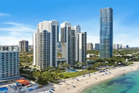 19333 E Collins Avenue Sunny Isles Beach FL 33160