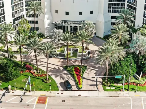 19333 E Collins Avenue Sunny Isles Beach FL 33160