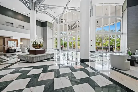 19333 E Collins Avenue Sunny Isles Beach FL 33160