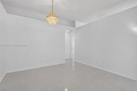 1535 SW 187th Avenue Pembroke Pines FL 33029