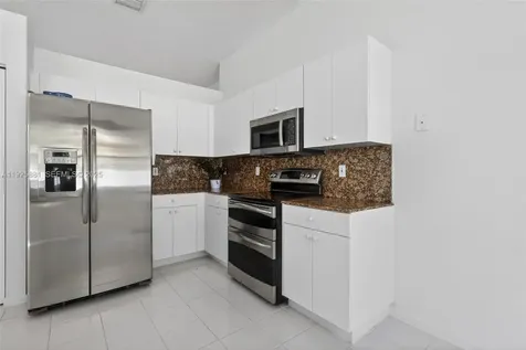 1535 SW 187th Avenue Pembroke Pines FL 33029