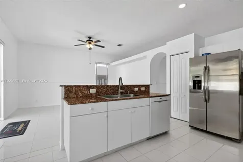 1535 SW 187th Avenue Pembroke Pines FL 33029