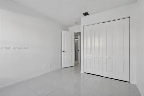 1535 SW 187th Avenue Pembroke Pines FL 33029