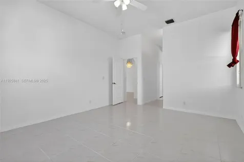 1535 SW 187th Avenue Pembroke Pines FL 33029