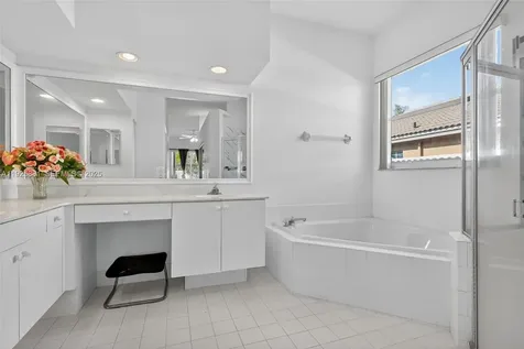 1535 SW 187th Avenue Pembroke Pines FL 33029