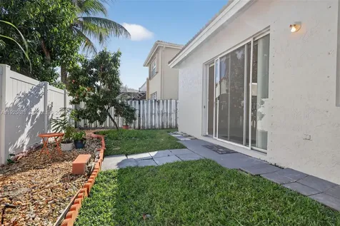 1535 SW 187th Avenue Pembroke Pines FL 33029