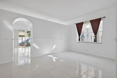 1535 SW 187th Avenue Pembroke Pines FL 33029
