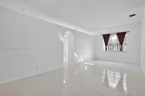 1535 SW 187th Avenue Pembroke Pines FL 33029