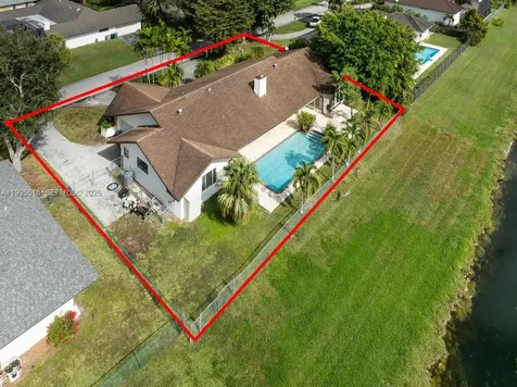 7860 SW 173rd Terrace Palmetto Bay FL 33157