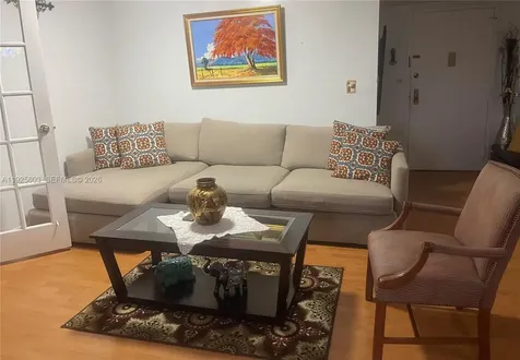 661 NE 195th Street Miami FL 33179