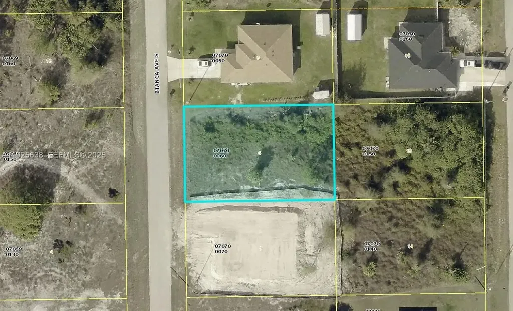 765 Bianca Avenue S Lehigh Acres FL 33974