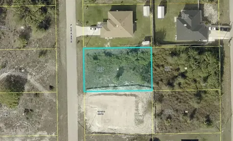 765 Bianca Avenue S Lehigh Acres FL 33974