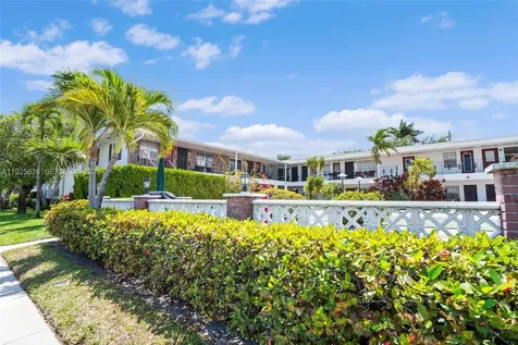 1050 Atlantic Shores Boulevard Hallandale Beach FL 33009
