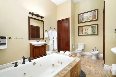 16645 SW 87th Court Palmetto Bay FL 33157