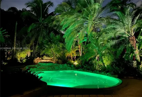 16645 SW 87th Court Palmetto Bay FL 33157