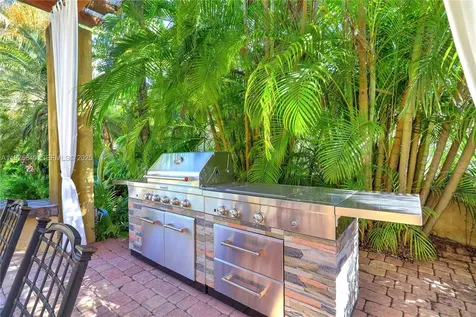 16645 SW 87th Court Palmetto Bay FL 33157