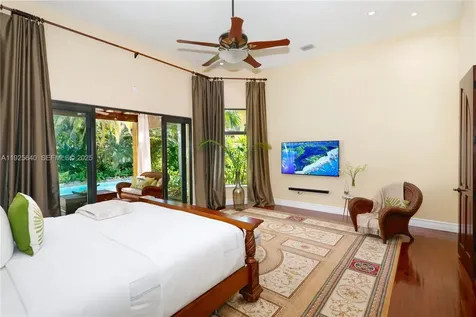 16645 SW 87th Court Palmetto Bay FL 33157