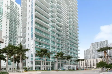 31 SE 5th Street Miami FL 33131