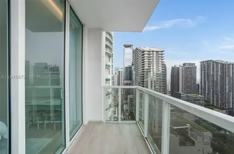 31 SE 5th Street Miami FL 33131
