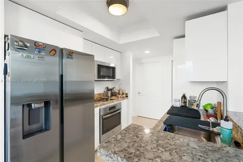 110 Washington Avenue Miami Beach FL 33139