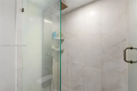 110 Washington Avenue Miami Beach FL 33139