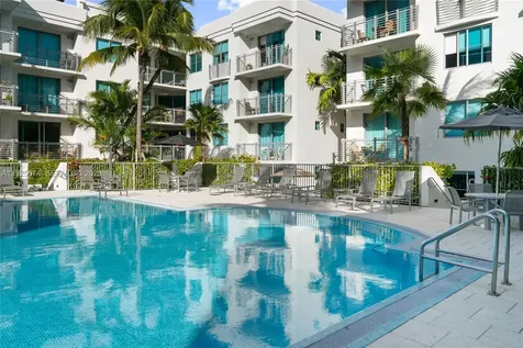 110 Washington Avenue Miami Beach FL 33139