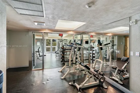 110 Washington Avenue Miami Beach FL 33139