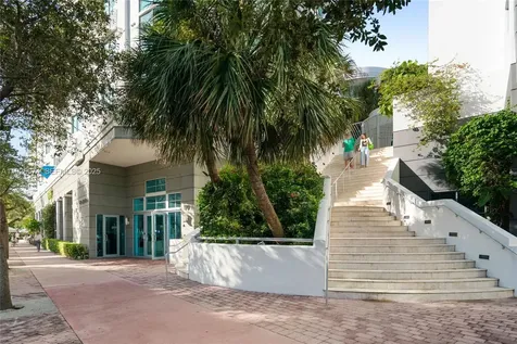 110 Washington Avenue Miami Beach FL 33139
