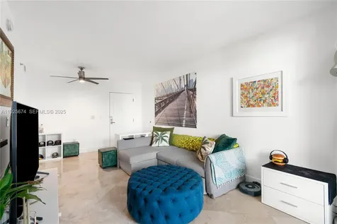 110 Washington Avenue Miami Beach FL 33139