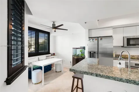 110 Washington Avenue Miami Beach FL 33139