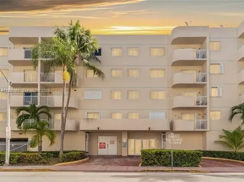 6801 Harding Avenue Miami Beach FL 33141