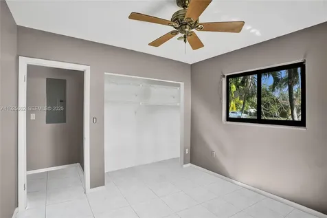 28640 SW 146th Avenue Homestead FL 33033