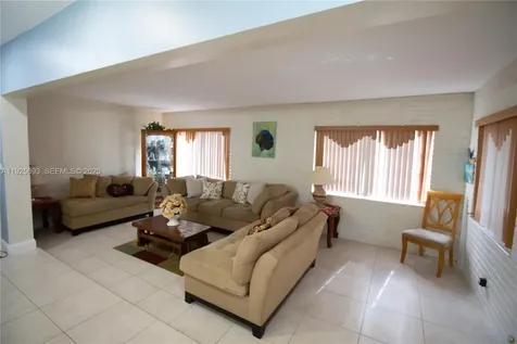 1140 NE 204th Street Miami FL 33179