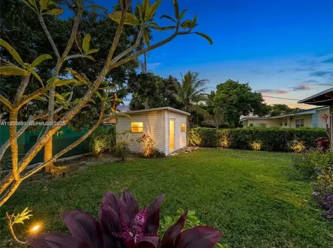 1140 NE 204th Street Miami FL 33179