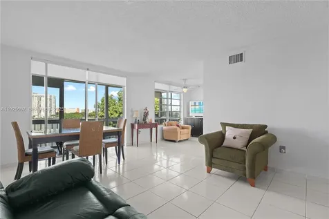 2999 Point East Drive Aventura FL 33160