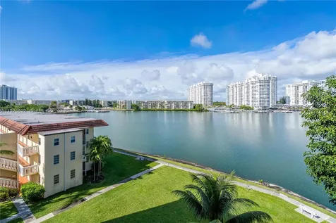 2999 Point East Drive Aventura FL 33160