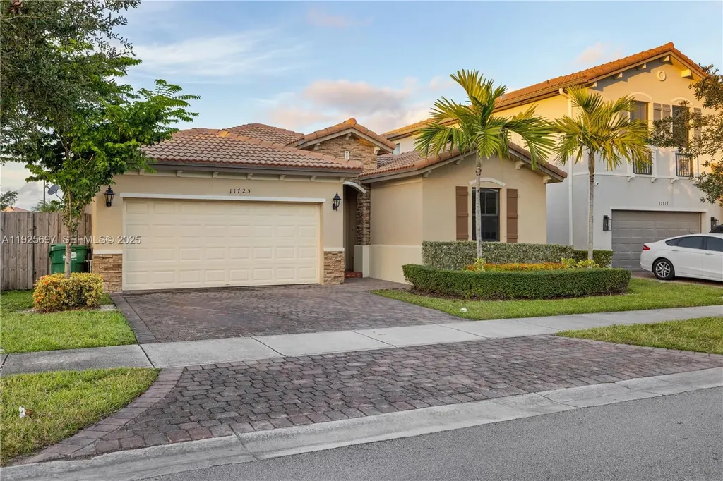 11725 SW 240th Terrace Homestead FL 33032