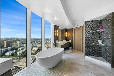 17201 Collins Avenue Sunny Isles Beach FL 33160