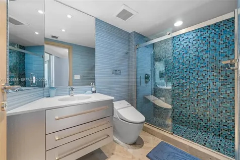 17201 Collins Avenue Sunny Isles Beach FL 33160