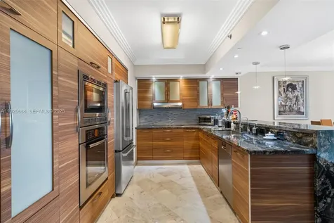 17201 Collins Avenue Sunny Isles Beach FL 33160