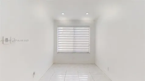 8212 NW 8th Place Plantation FL 33324