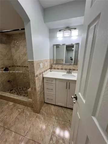 1075 W 68th Street Hialeah FL 33014